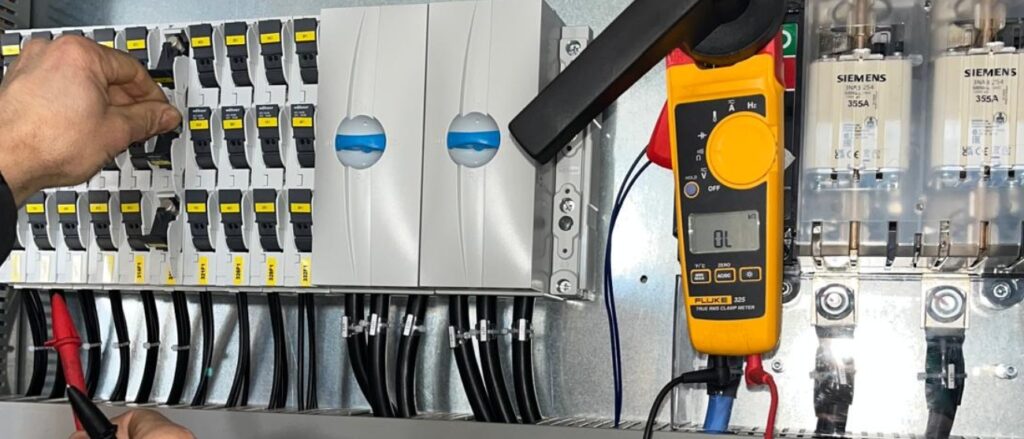 Come si fa la manutenzione del tuo forno per la tempra del vetro (2)